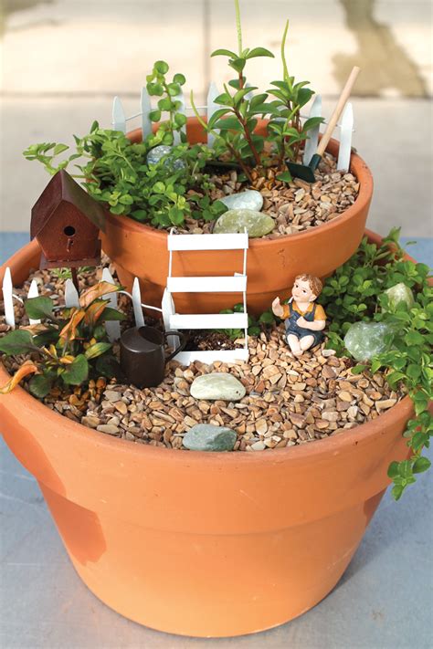 Mini Inspiration Garden Center Magazine