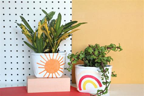How To Make Your Own Diy Sand Art Planters The Pretty Life Girls