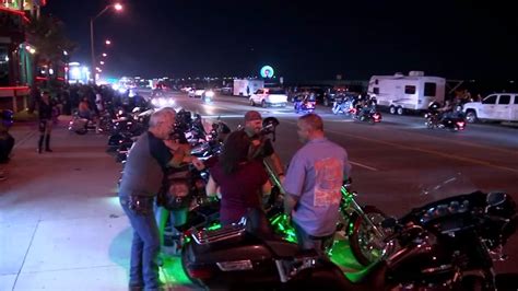 Bikers Pour Into Galveston For Lone Star Rally Abc13 Houston