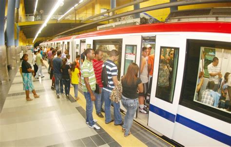 Nuevos horarios del Metro y el Teleférico de Santo Domingo a partir del