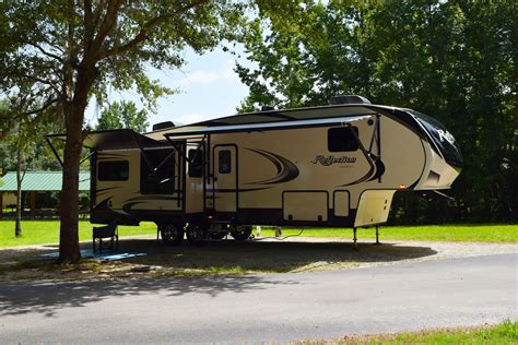 Rv Spotlight Grand Design Reflection 337rls Fifth Wheel