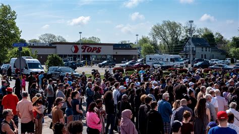 Before the Buffalo Shooting, Erratic Behavior and a Chilling Threat