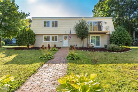 51 Curtis Ave Stoughton Ma 02072 Mls 72896471 Coldwell Banker