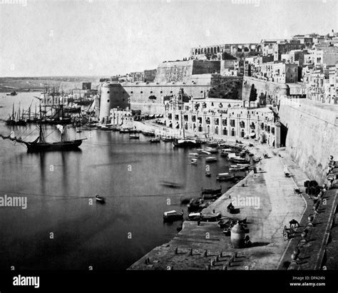 Grand Harbour Valletta Malta Stock Photo 65374757 Alamy