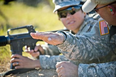 Refining Shooters Instincts In The Army Reserve Article The United