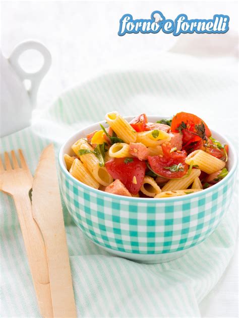 La scienza ci spiega che per cuocere la pasta dobbiamo ottenere la gelatinizzazione dell'amido. Insalata di pasta fredda veloce e sfiziosa, pronta in 15 ...