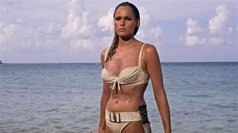 Bikini Gadis James Bond Pertama Yang Dipakai Ursula Andress Dilelang Rp M Begini