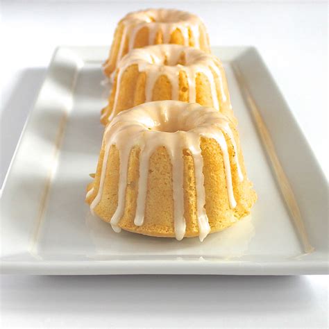 Make a bundt cake for the ultimate centrepiece dessert. Mini Lemon Bundt Cakes - patterns & prosecco