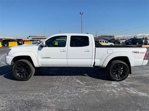 2016 Toyota Tacoma White 020158 Gbleasing