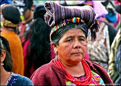 Mujeres Ind Genas Sotzil