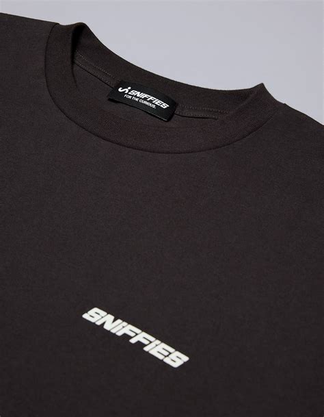 Sniffies Core Logo Tee – Sniffies HUSH