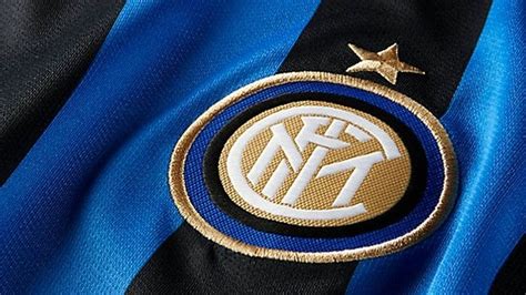 They will intern the prisoners at the camp for at least a month. Inter, confermata la terza maglia anche nella stagione ...