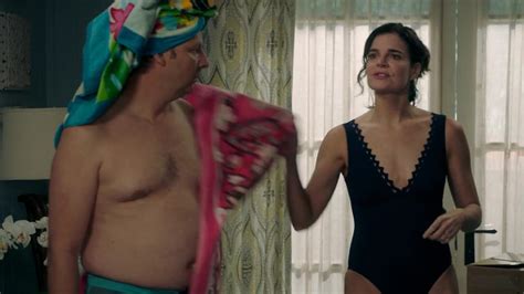Nude Video Celebs Betsy Brandt Sexy Life In Pieces S03e01 2016