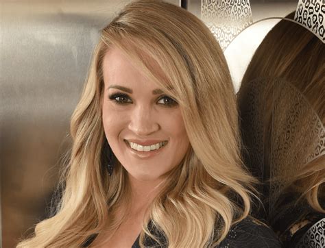 Carrie Underwood Shows Off Facial Scar On Instagram Newbeauty