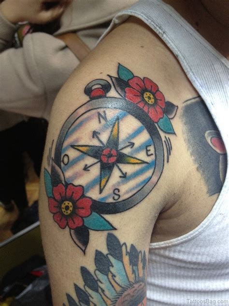 63 Elegant Compass Tattoos For Shoulder