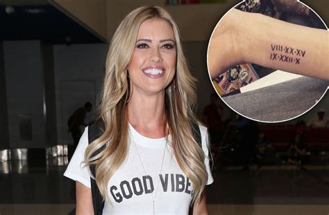 Pics Christina El Moussa Gets Tattoo Amid Tarek El Moussa Divorce