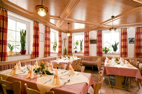 Der schauspieler wolfgang fierek feiert am 9. Traditionell gut - Restaurant und Landhotel