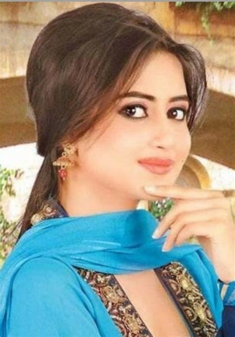 Sajjal Ali New Dp Ethnic Dress Pakistani Actress Epic Sari Celebs