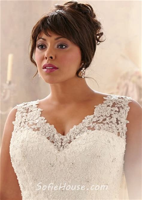 Princess A Line V Neck Organza Lace Plus Size Wedding Dress Corset Back