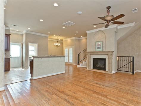 The average rent for a four bedroom in the greece area is $1261. What the median rent in New York City buys across the US ...