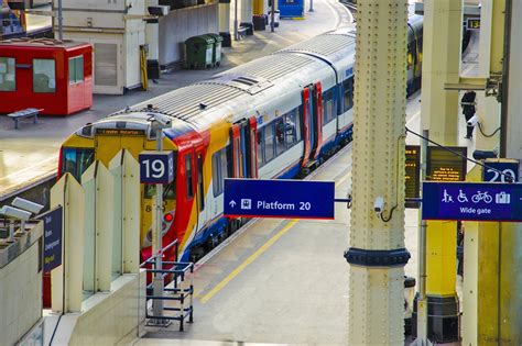 Waterloo Station In London Visit One Of Londons Busiest Rail