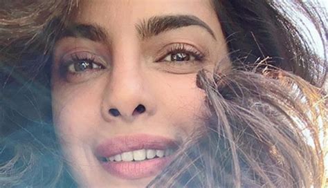 Priyanka Chopra Looks Stunning In This Candid Sun Kissed Selfie