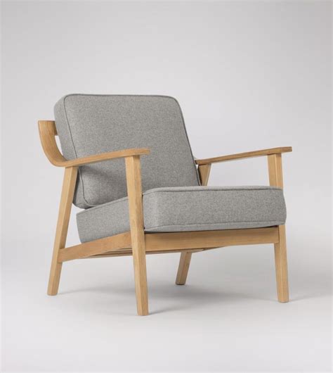 Height:87 cmwidth:95 cmdepth:85 cmseat height:41 cmseat depth:55 cmmaterial:velvet fabric / beech woodbase color:gold. Armchair, Contemporary style in Grey Wool with Natural Oak ...