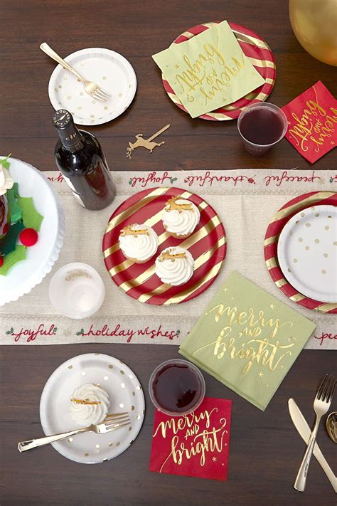 Bright Holiday Insta Party Is Perfect To Make Your Holiday Party Bar