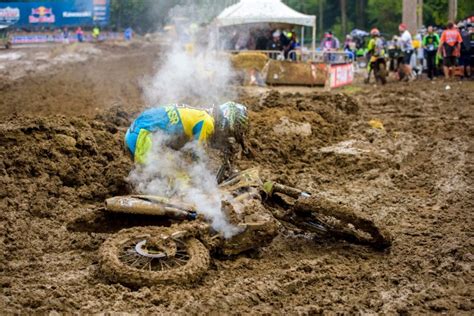 A leader in our industry, we know you'll be satisfied with your all tires when you buy from us. Tips for Riding Dirt Bikes in Mud | MotoSport