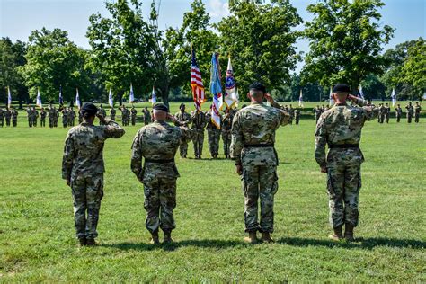 Usarec Welcomes New Command Team Article The United States Army