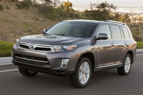 See the full review, prices, and the 2012 toyota highlander hybrid gets exemplary fuel economy for the class, and reviewers were impressed with how powerful it feels for a hybrid suv. 2012 Toyota Higlander Hybrid Review, Specs, Pictures ...