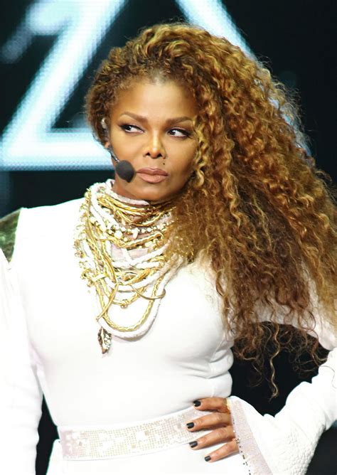 We Need To Talk About Janet Jacksons Side Eye