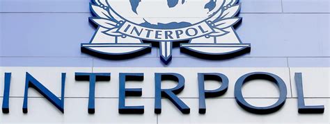 Interpol connecting police for a safer world. Wer finanziert Interpol? Polizei-Organisation stößt auf ...