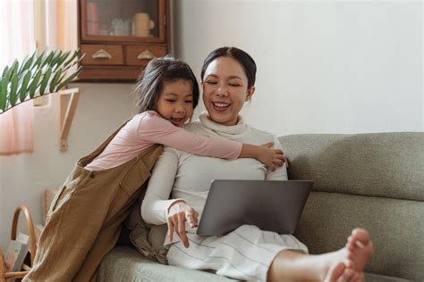 A collection of interactive online games designed specially for babies, toddlers, and preschool kids. Speech Therapy Activities For Toddlers - Online Speech Therapy