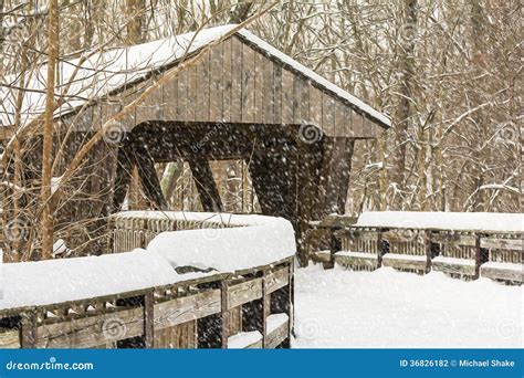 Snowy Winter Covered Bridge Painting Stock Photo Image Of Park Snowy