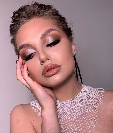 Stunning Makeup Looks For Any Occasion Page 2