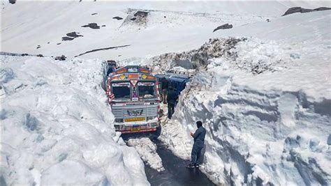 Manali Leh Highway Reopens After 5 Months The Tribune India