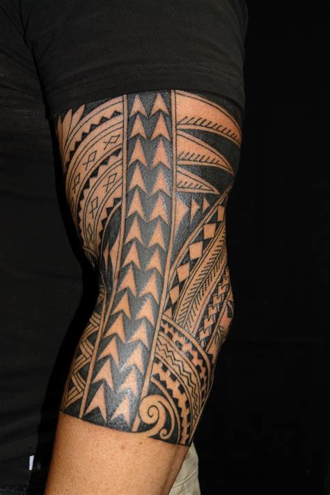 Maori tattoo designs have many different kinds of symbols. MAORI POLYNESIAN TATTOO: Polynesian Half Sleeve