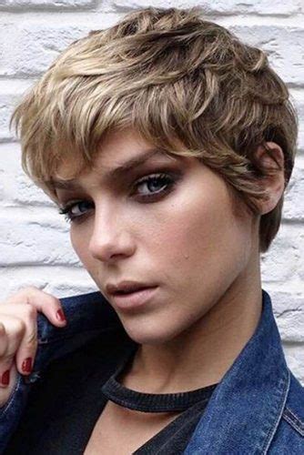 45 Sexy Short Hairstyles To Turn Heads This Summer 2021