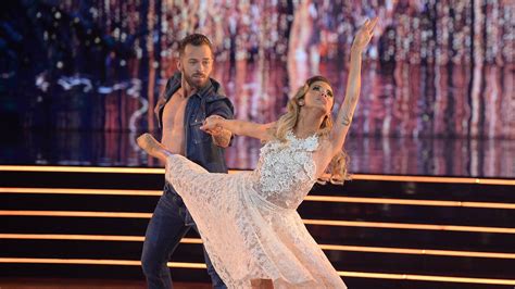 How To Watch Dancing With The Stars 2020 Finale Online Toms Guide