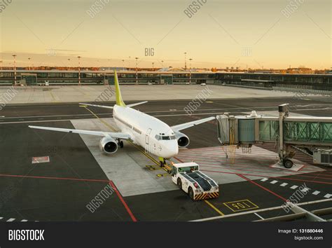 Airplane Terminal Gate Image And Photo Free Trial Bigstock