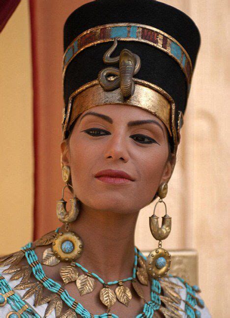 Gorgeous Makeup Egyptian Woman Geishaarabianegyptian Ancient Egyptian Women Egyptian