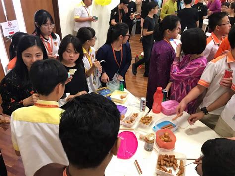 Selamat hari raya from packist.com! Hari Raya Celebration 2018 - Rafflesia International School