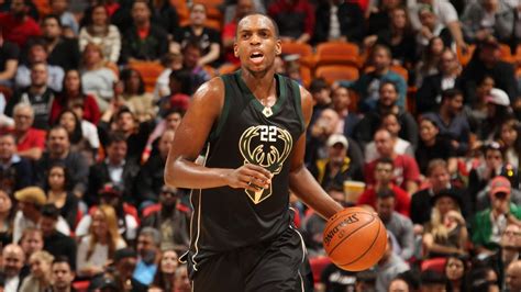 Middleton is a late blooming prospect with solid size for a sf at 6'7 210, and he's still growing into his body…silky. Report: Khris Middleton developing into franchise player - NBA- ESPN