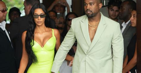 Photos Kanye West Arrived At 2 Chainz Wedding Wearing Small Hospital