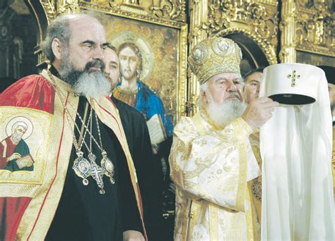 Patriarhul României Aniversează 66 Ani Basilicaro