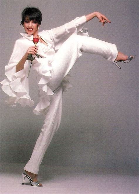 Liza Minnelli Wearing Halston 1970s~♛ Liza Minnelli Lauren Hutton