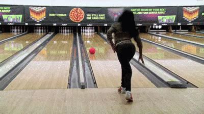 Bowling Gif Bowling Gifs Say More With Tenor