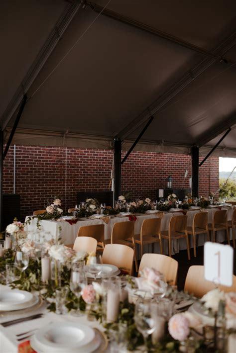 A Stunning Rooftop Wedding At The Line Hotel