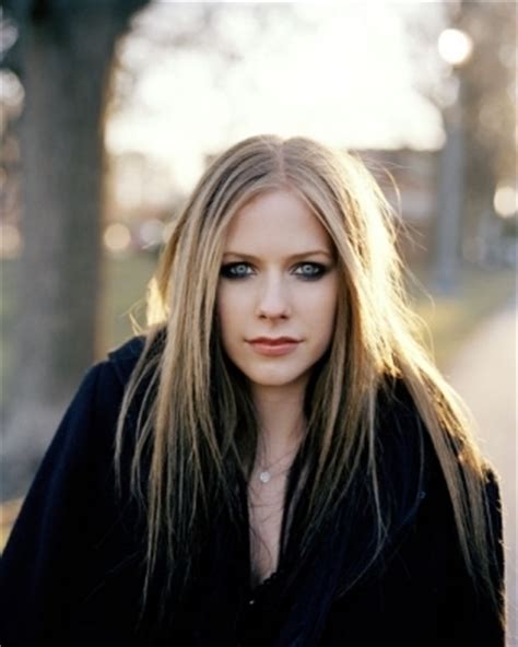 This song is the perfect example. Mick Hutson Photoshoot 2004 - Avril Lavigne Photo ...